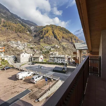 Casa Aceri Rossi Daire Chiesa in Valmalenco